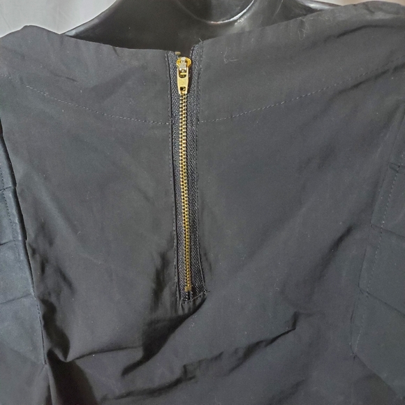 Mutya Zippered Blouse - Picture 9 of 9